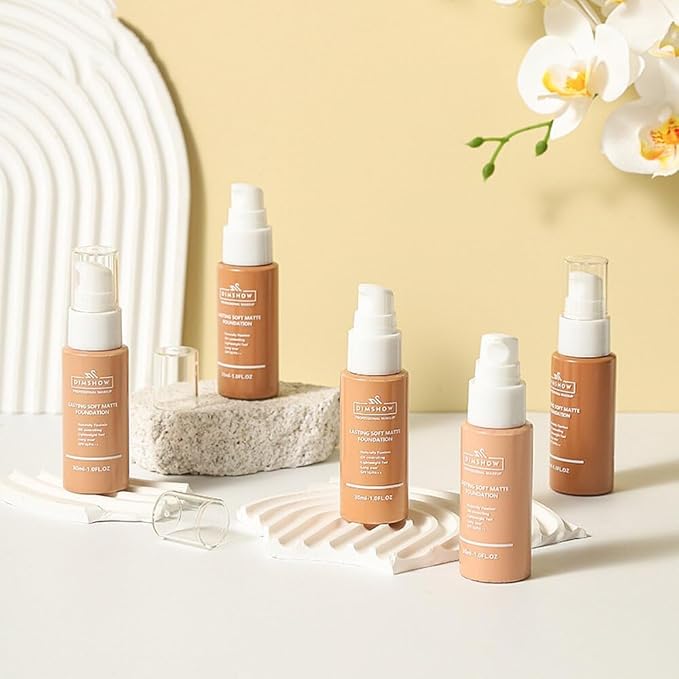 Flawless Matte Liquid Foundation Makeup, Vegan & Cruelty-Free, Liquid Oil-Free Foundation Face Makeup for Combination & Oily Skin, Longwear Medium-Full Coverage (01, 30ml)