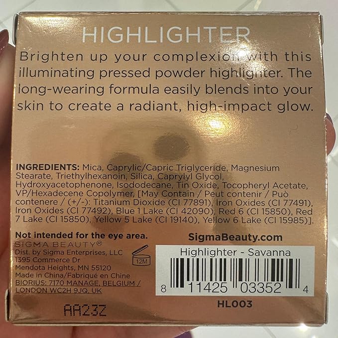 Sigma Beauty Highlighter Makeup – Illuminating Highlighting Powder for Face, Sheer Glimmer Face Highlighter for Cheeks, Cupid’s Bow, & Brow Bone (Savanna, Fiery Bronze Metallic)