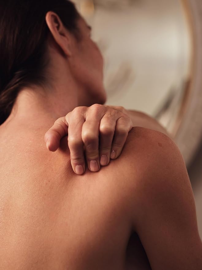 Aromatherapy Associates Revive Pure Essential Oil Blend. Premium Undiluted Blend to Feel Energized. Hand-Crafted with Grapefruit, Bergamot and Neroli (0.33 fl oz)