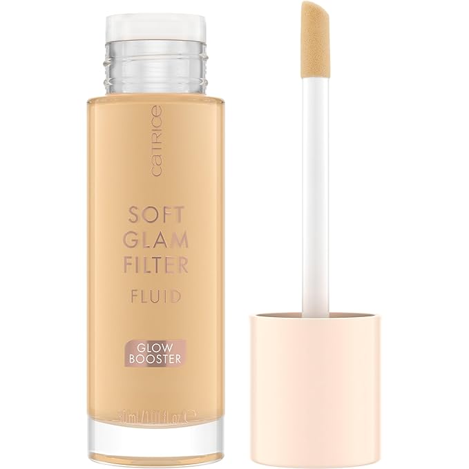 Catrice | Soft Glam Filter Fluid | Luminous Make Up Base & Highlighter for Radiant Complexion | With Vitamin E & Squalene | Vegan & Cruelty Free (20 | Light - Medium)
