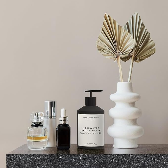 Stone Candles Baies Currants Quince Hand Soap and Lotion