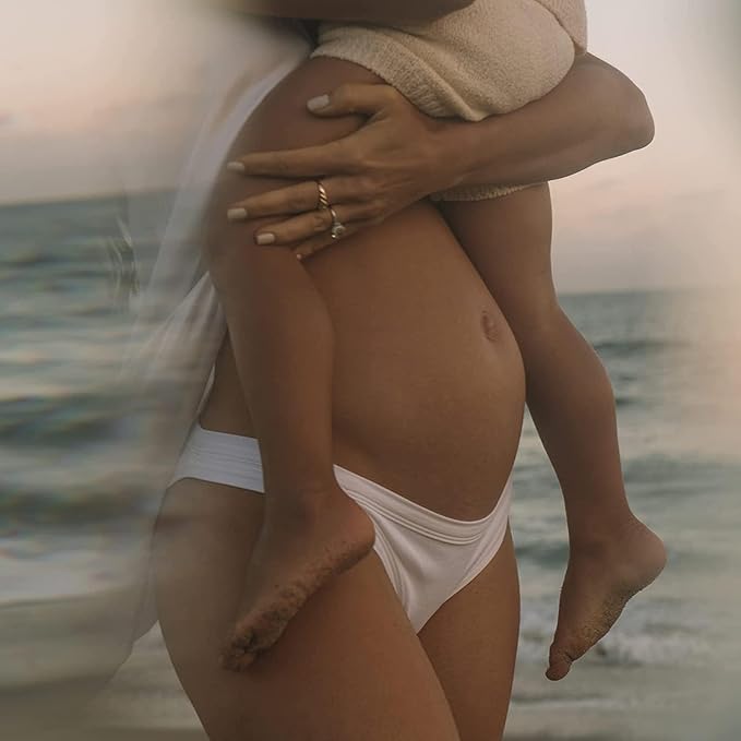 Summer Fridays Babymoon Belly Balm - Nourishing Balm + Body Moisturizer Enriched with Calendula Oil + Vitamin E to Help Reduce the Appearance of Stretch Marks and Dry Skin (5 Fl Oz)