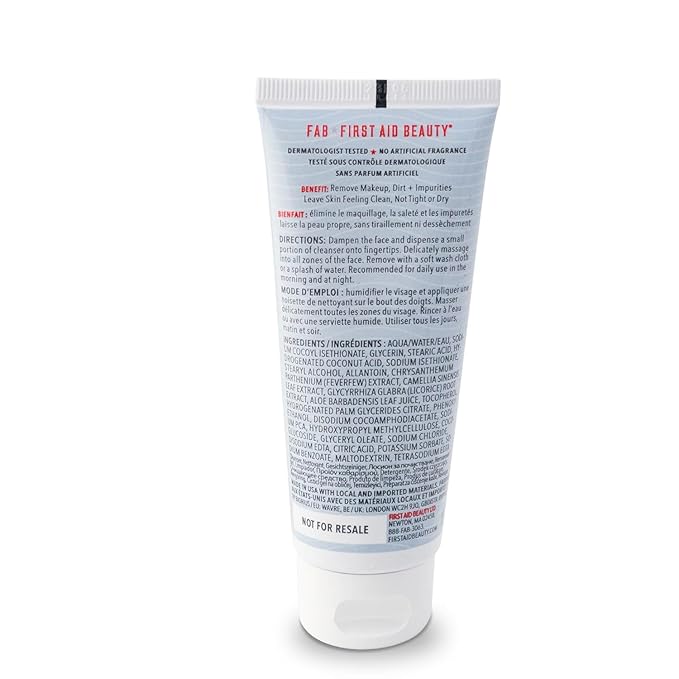 First Aid Beauty - Pure Skin Face Cleanser, Effectively Removes Makeup, Dirt, & Impurities, Gentle Cleanser Leaves skin Soft & Supple, Fragrance Free (5 oz, 2 ct)
