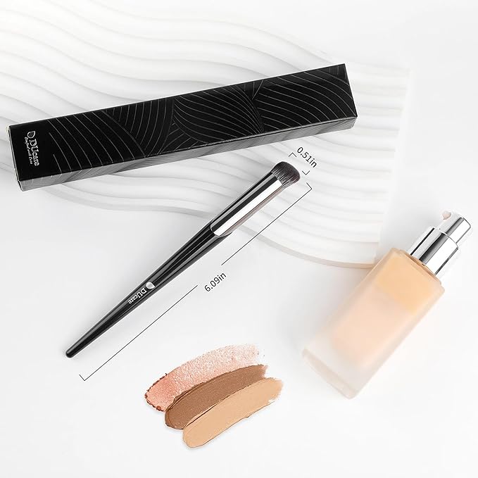 DUcare Concealer Brush Under Eye, Angled Small Nose Contour Brush, Mini Thin Slanted Foundation Dark Circles Puffiness, Puffy Face Eyebrow Eyes, Liquid Cream Blending
