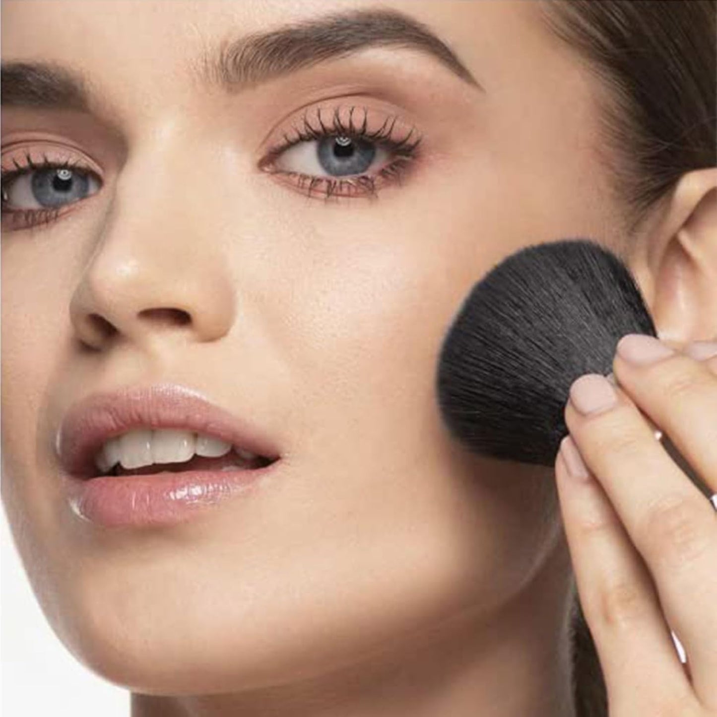 ARTDECO Mineral Powder Foundation - honey – loose setting powder for a smooth & matte finish - medium coverage - perfect for sensitive & oily skin - makeup with zinc & magnesium - vegan - 0.53 Oz