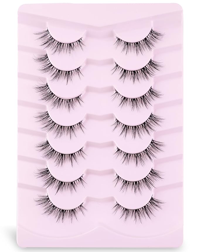 False Eyelashes Cat Eye Lashes Wispy Lashes Fake Lashes Natural Lashes Fake Eyelashes Natural Eyelashes Mink Lashes UP14