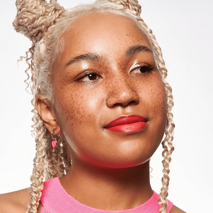 essence | Magic Filter Glow Booster | Complexion Perfector for a Radiant, Soft Focus Effect | Vegan & Cruelty Free